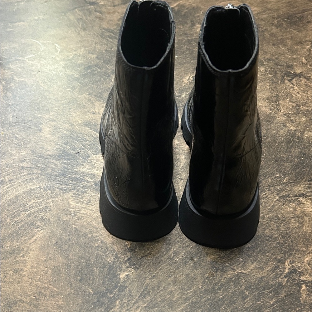 Black Zipper Ankle Boots - Picture 3 of 6